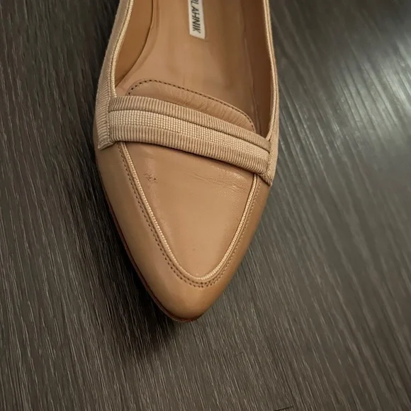Manolo Blahnik Beige Women's Loafers - Picture 6 of 7
